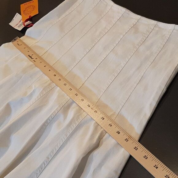 Ruby Rd White Calypso Skirt - Picture 9 of 9